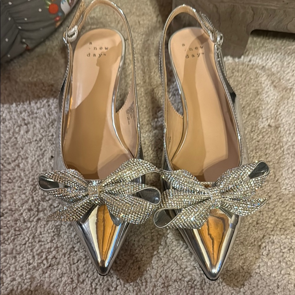 A New Day Silver Stiletto Heels Elegant Pumps